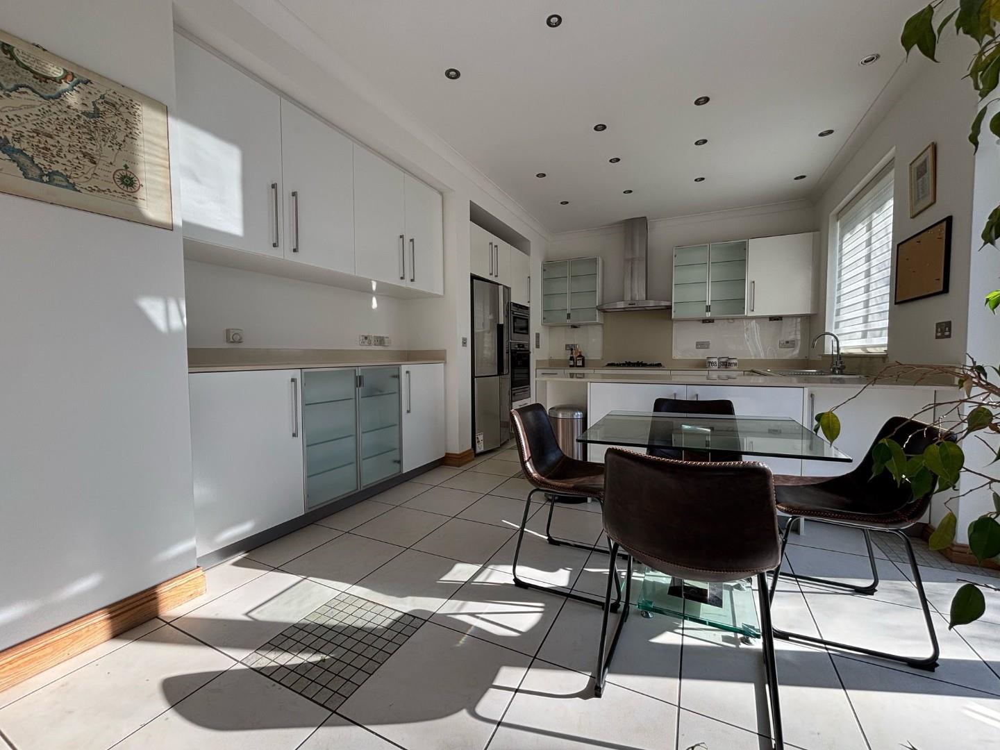 Sunnydale Gardens, Mill Hill, NW7, London
